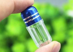 3g de Plastic Fles van Mini Plastic Capsule Bottles ISO9001 met Metaal GLB